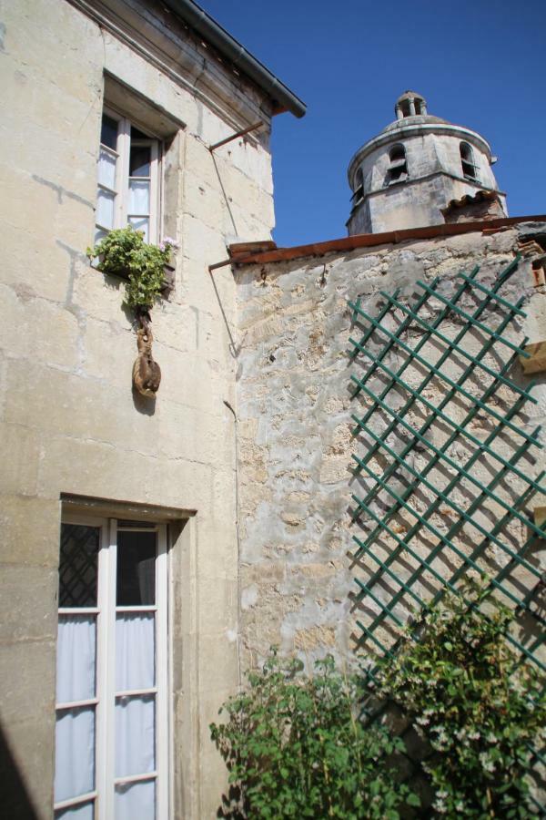 Une Chambre en Ville Saintes Extérieur photo